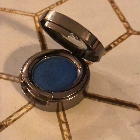 Urban Decay Other - Urban Decay eyeshadow in radium Urban Decay Other - Urban Decay eyeshadow in radium